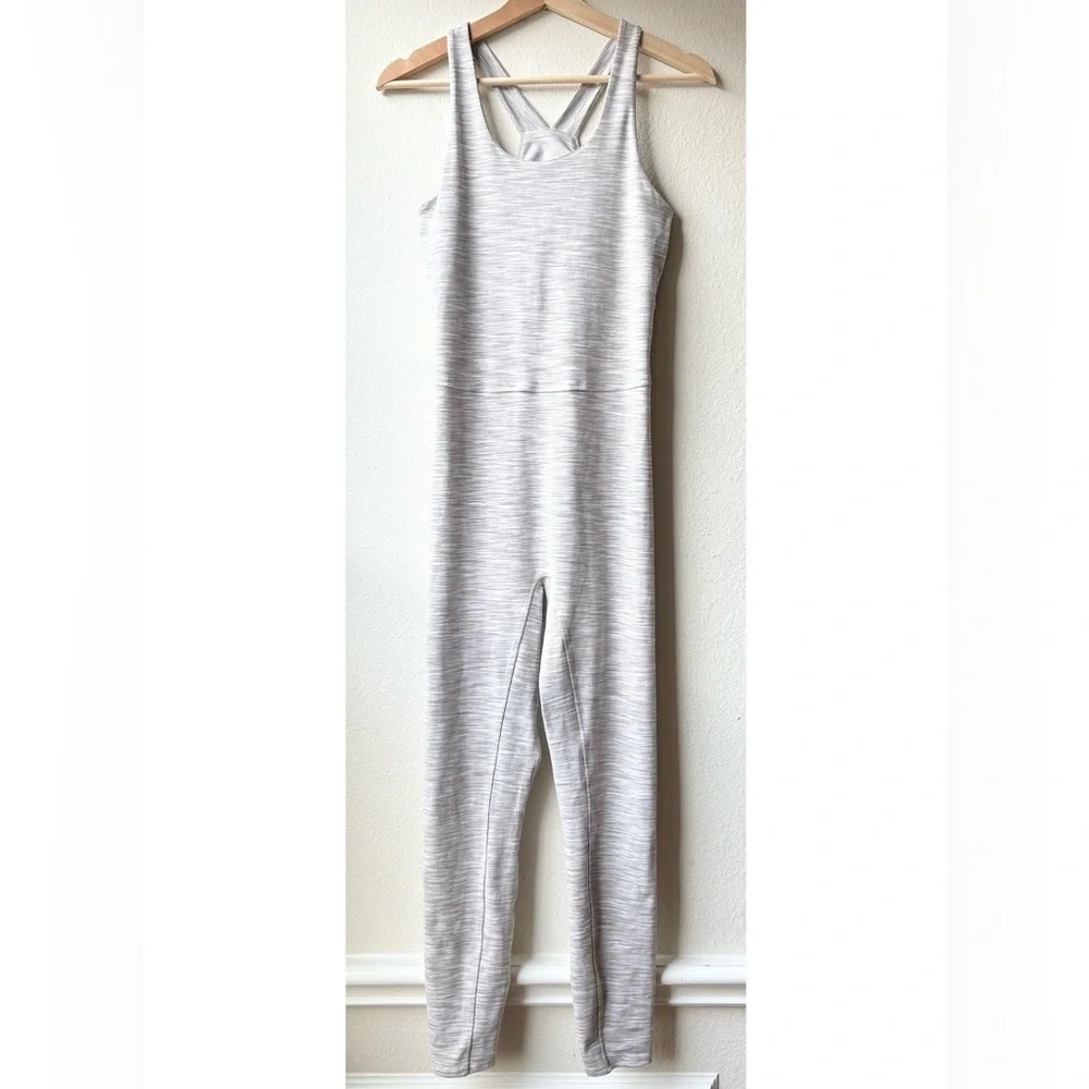 Outdoor Voices Heathered White tan freeform unitard bodysuit jumpsuit Sz M